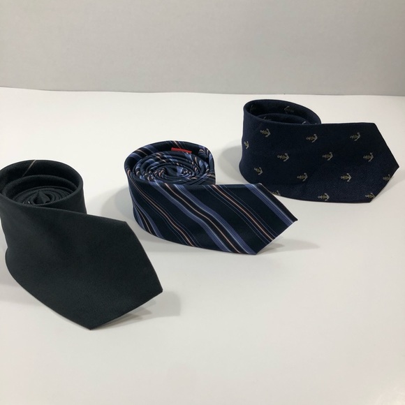 Vintage ties different sizes and designs - Picture 2 of 11